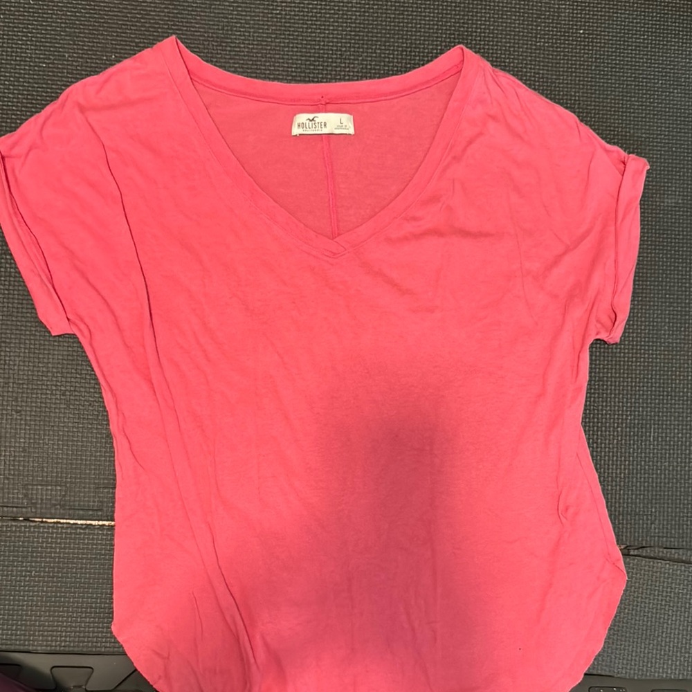 Hollister Women's Pink V-Neck Top